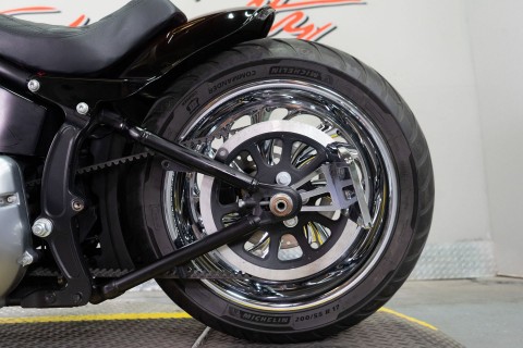 2014 Harley-Davidson Fat Boy® Lo in Sacramento, California - Photo 13