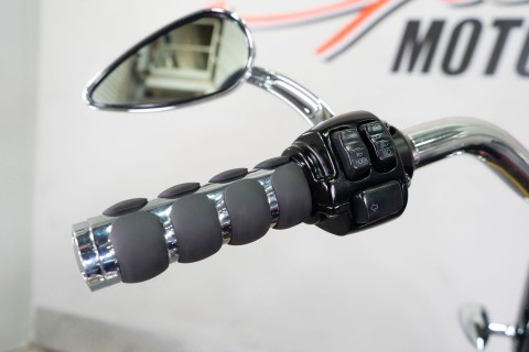 2014 Harley-Davidson Fat Boy® Lo in Sacramento, California - Photo 15