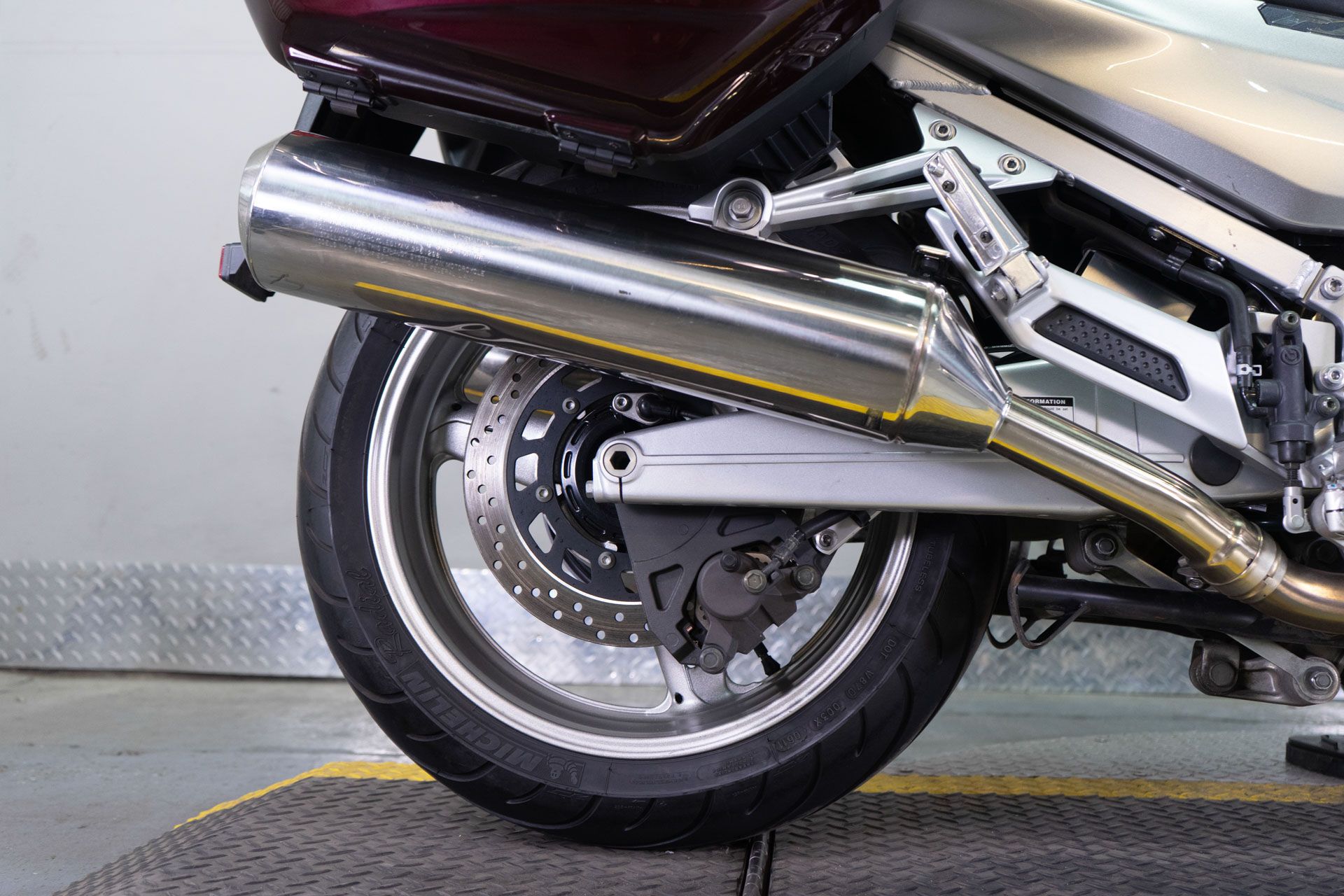 2007 Yamaha FJR 1300A in Sacramento, California - Photo 8