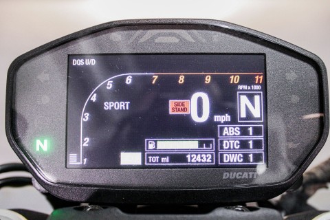 2017 Ducati Monster 1200 S in Sacramento, California - Photo 18