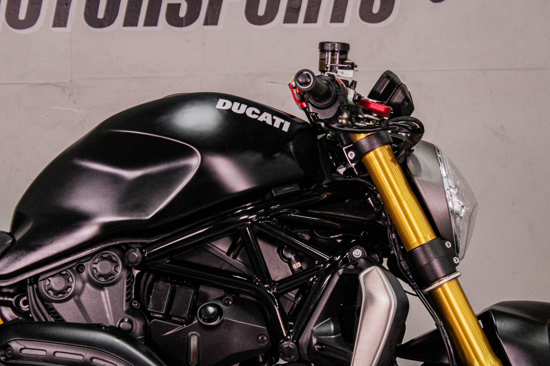 2017 Ducati Monster 1200 S in Sacramento, California - Photo 2