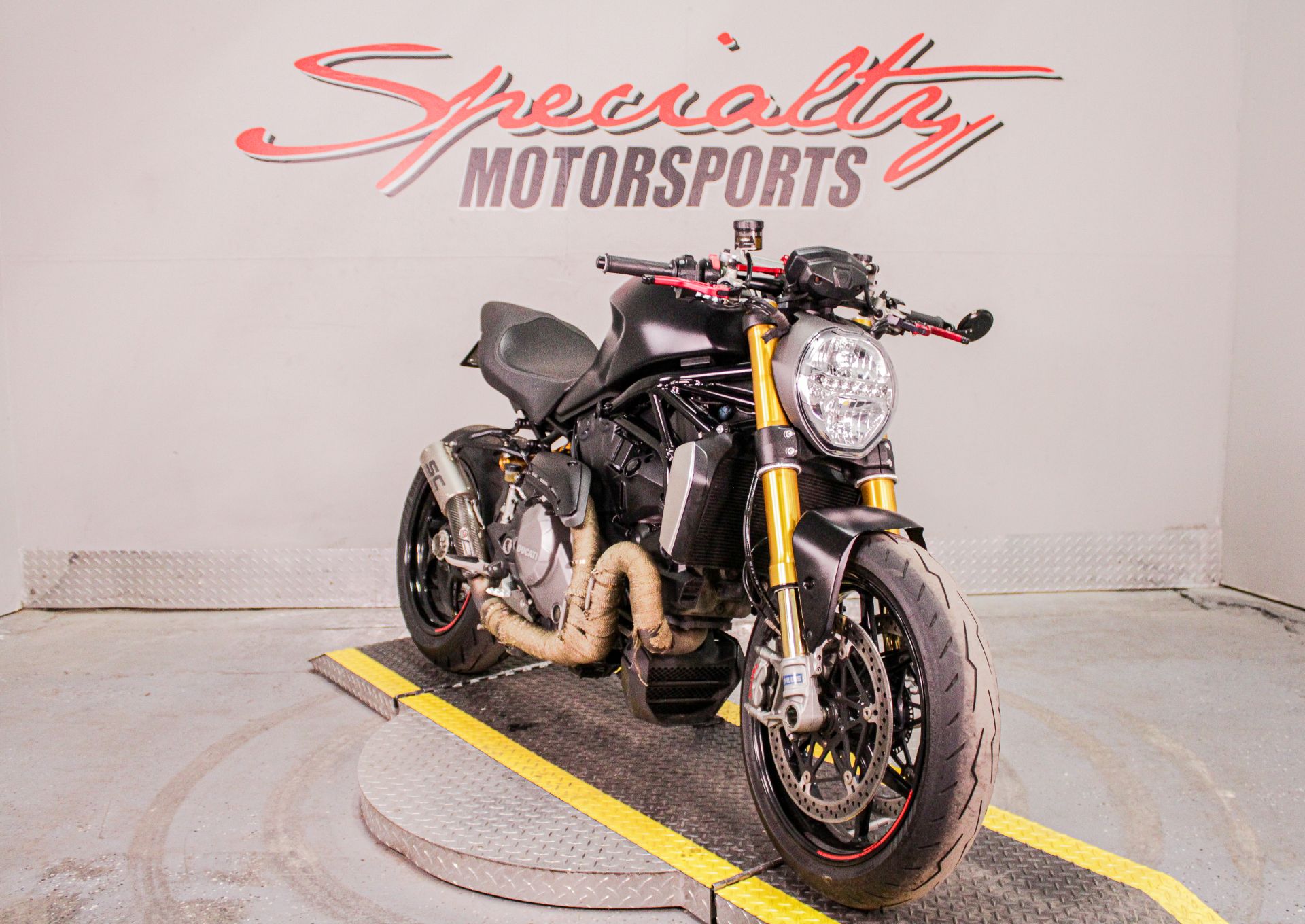 2017 Ducati Monster 1200 S in Sacramento, California - Photo 13