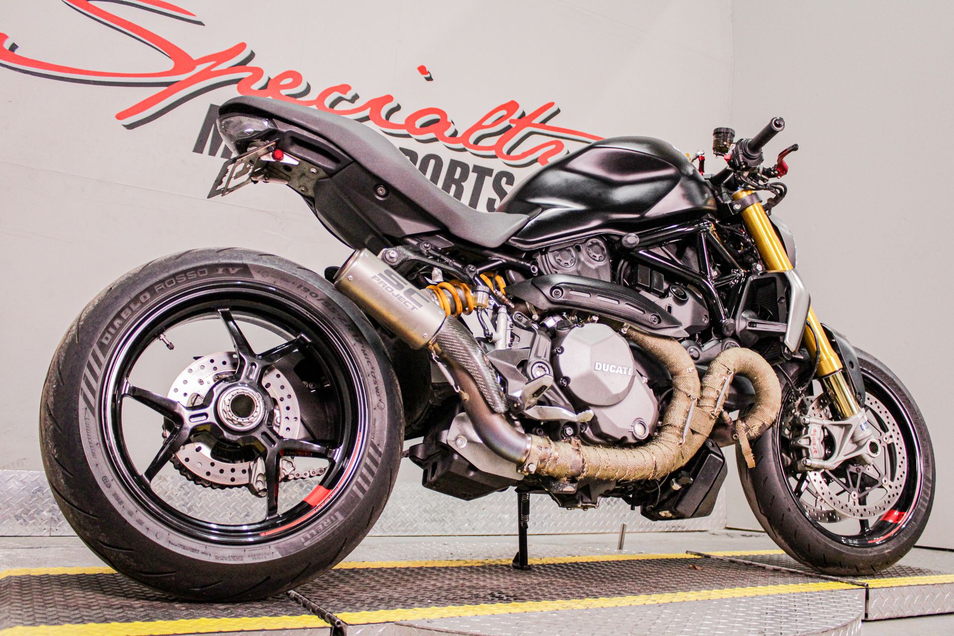 2017 Ducati Monster 1200 S in Sacramento, California - Photo 15