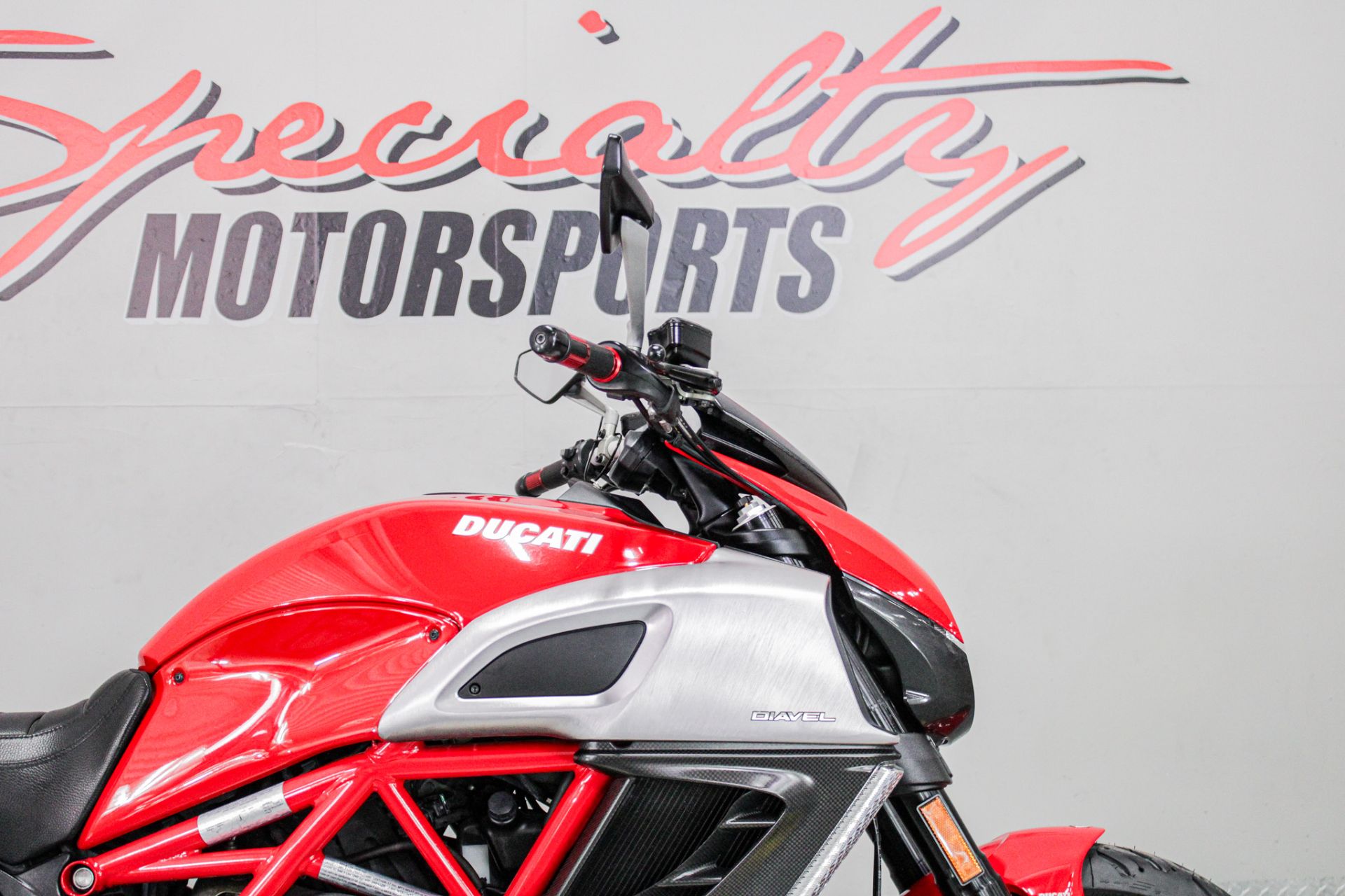 2013 Ducati Diavel Carbon in Sacramento, California - Photo 2