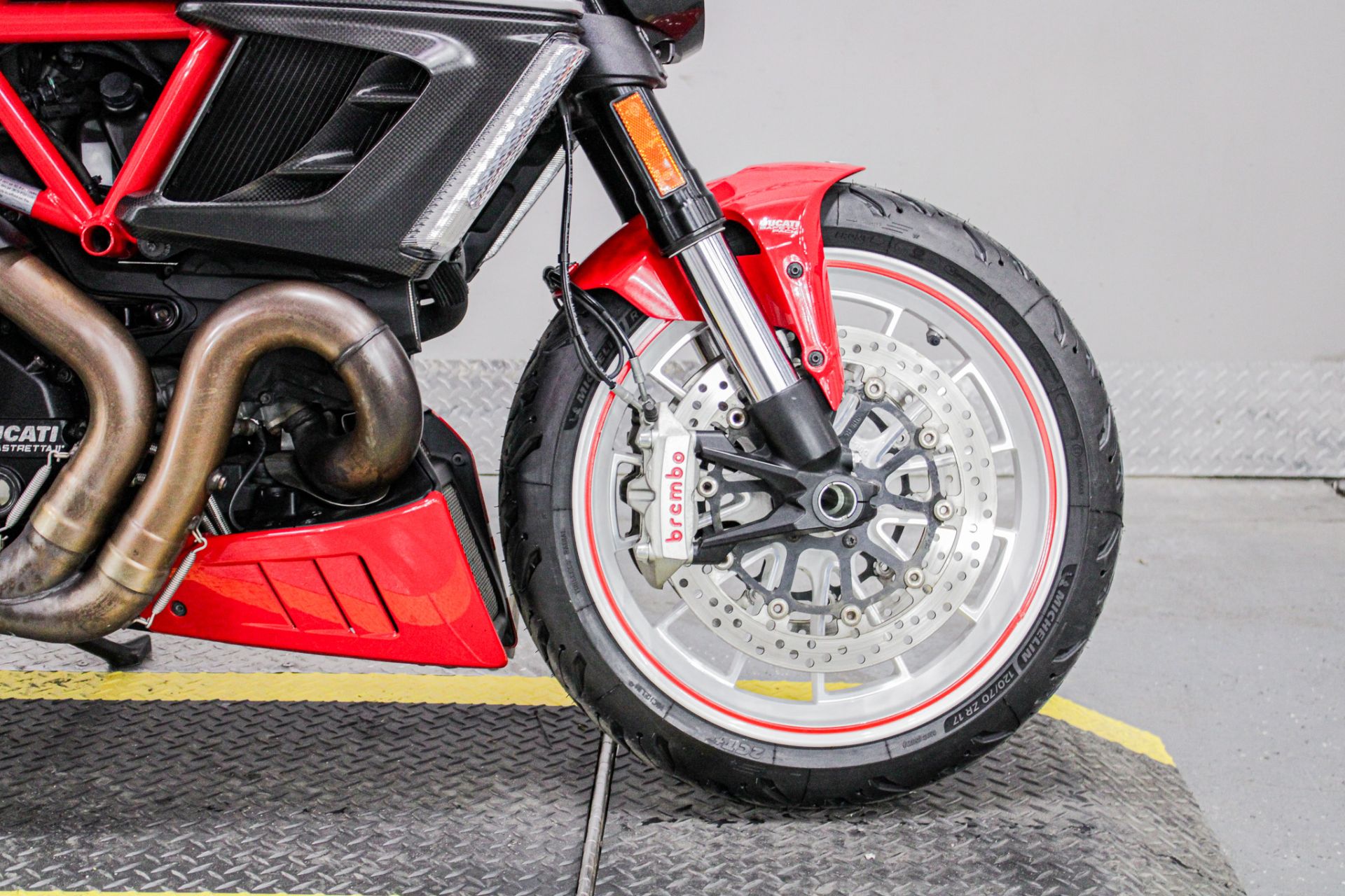 2013 Ducati Diavel Carbon in Sacramento, California - Photo 3