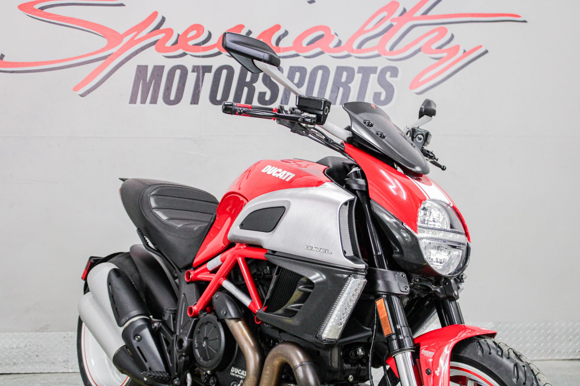 2013 Ducati Diavel Carbon in Sacramento, California - Photo 14