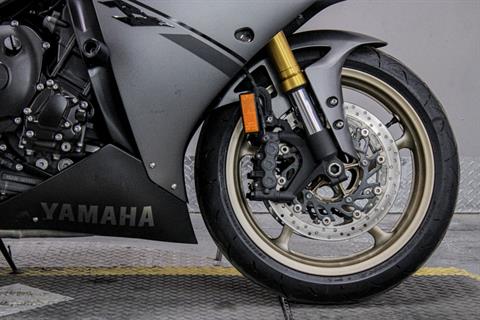 2014 Yamaha YZF-R1 in Sacramento, California - Photo 3