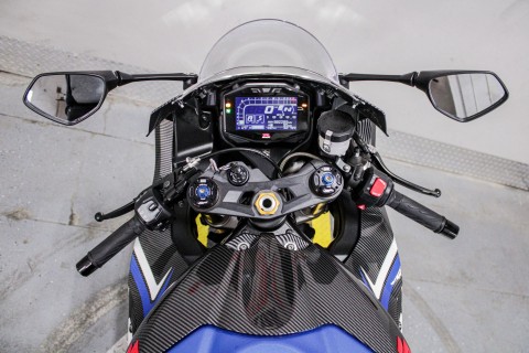 2022 Suzuki GSX-R1000RZ in Sacramento, California - Photo 17