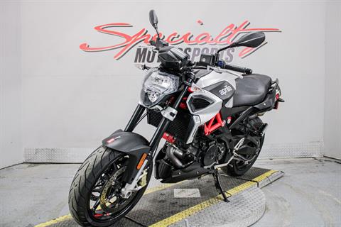 2018 Aprilia Shiver 900 in Sacramento, California - Photo 9