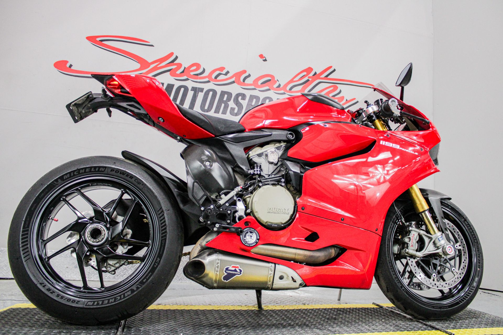 Lower Right Side Angle - Photo 15