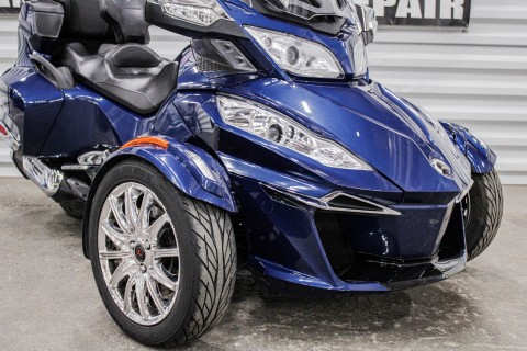 2017 Can-Am Spyder RT Limited in Sacramento, California - Photo 10
