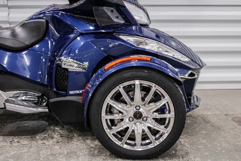 2017 Can-Am Spyder RT Limited in Sacramento, California - Photo 15