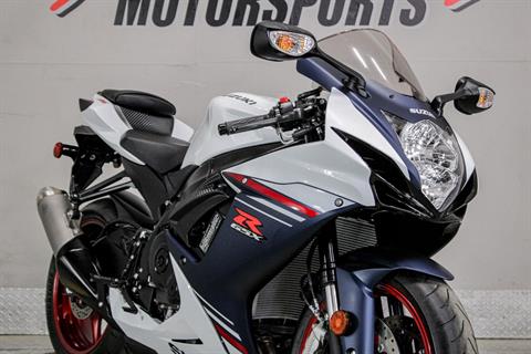 2025 Suzuki GSX-R600 in Sacramento, California - Photo 14