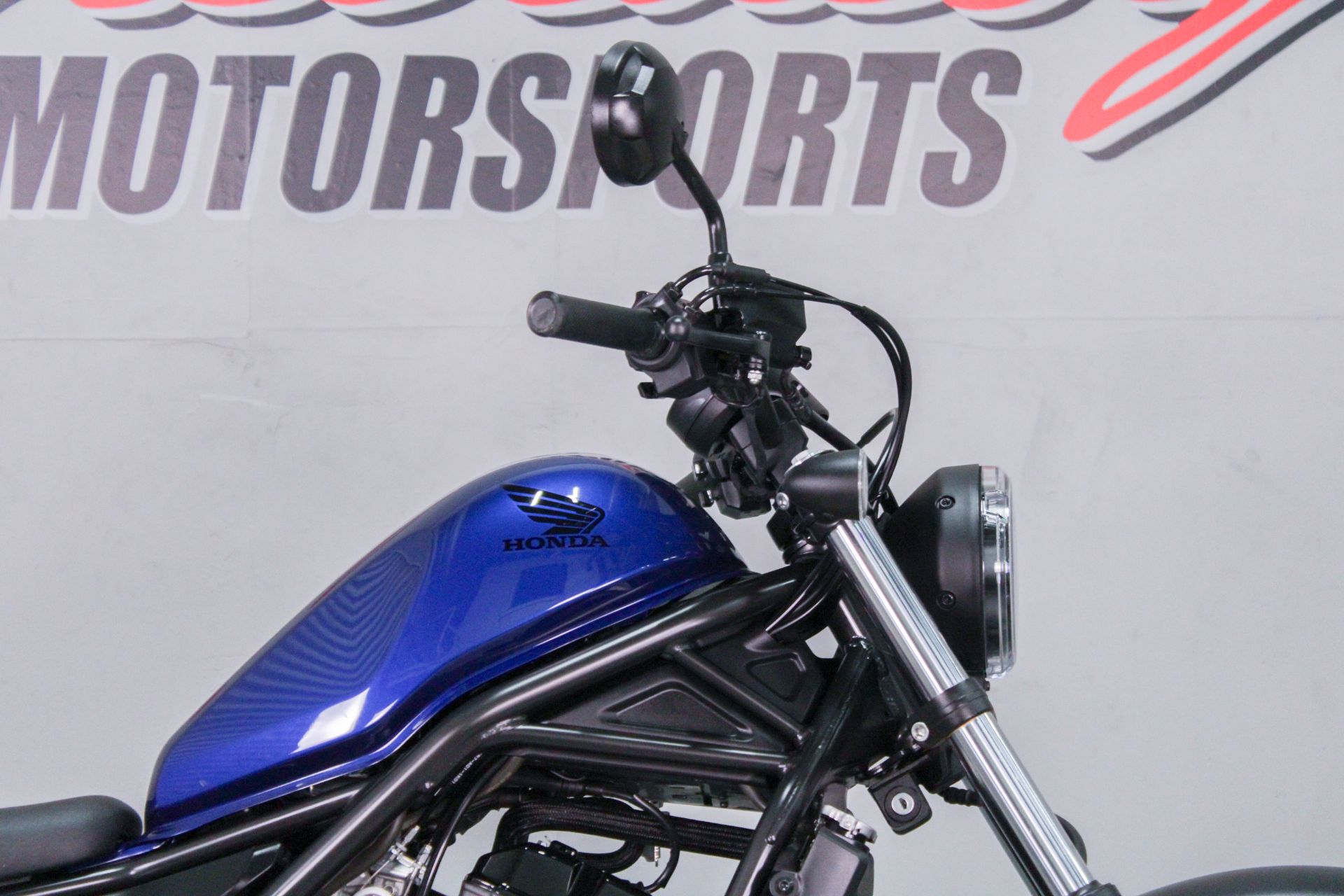 2022 Honda Rebel 300 in Sacramento, California - Photo 2