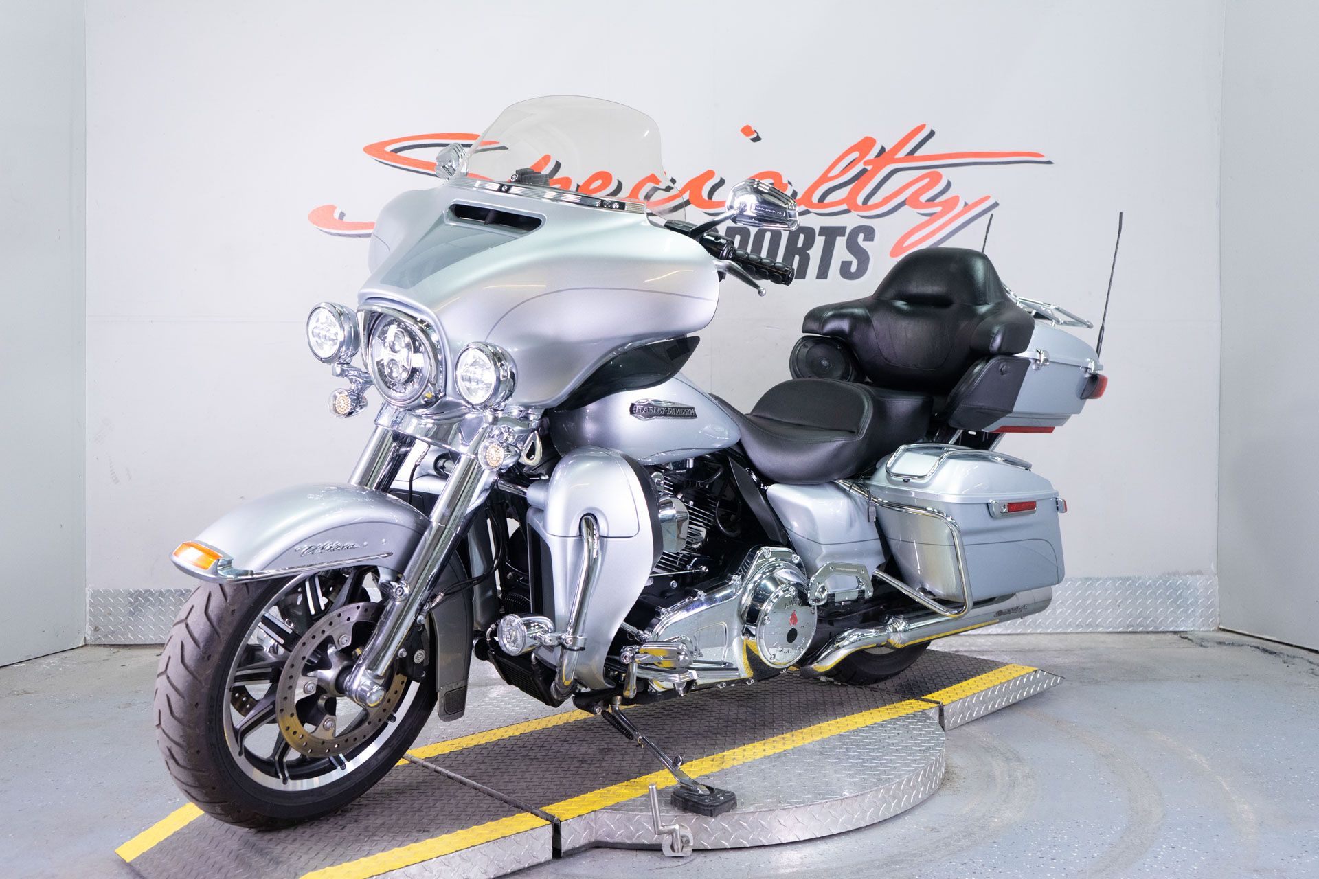 2015 Harley-Davidson Electra Glide® Ultra Classic® in Sacramento, California - Photo 3