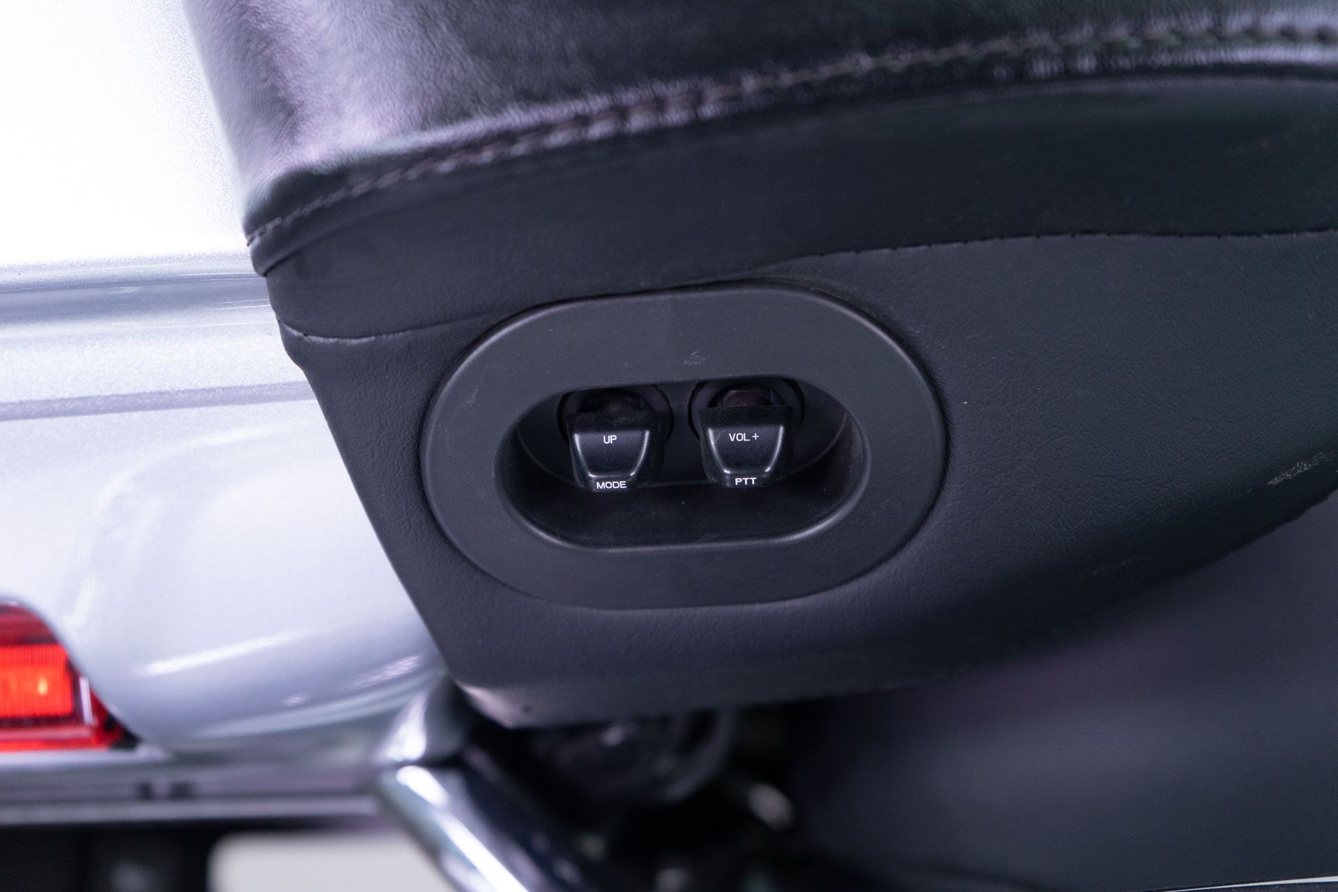 2015 Harley-Davidson Electra Glide® Ultra Classic® in Sacramento, California - Photo 8