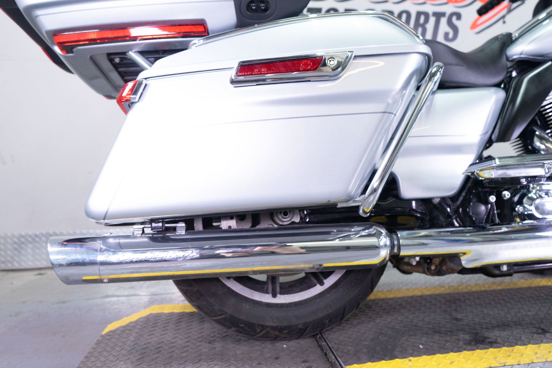 2015 Harley-Davidson Electra Glide® Ultra Classic® in Sacramento, California - Photo 10