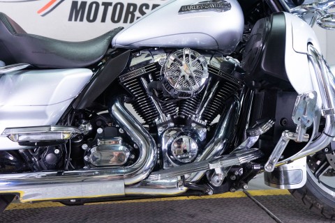 2015 Harley-Davidson Electra Glide® Ultra Classic® in Sacramento, California - Photo 11