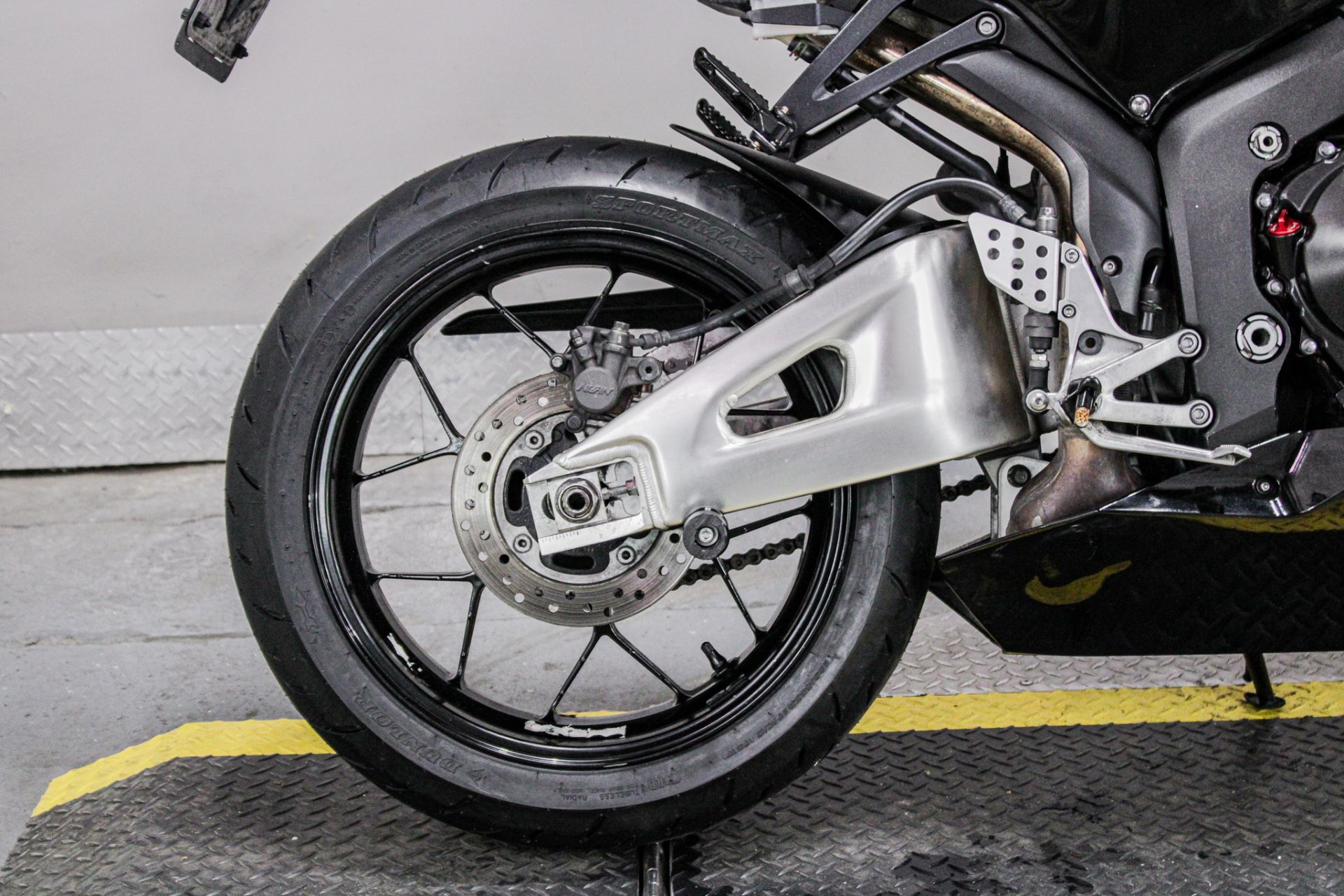 2016 Honda CBR600RR in Sacramento, California - Photo 4