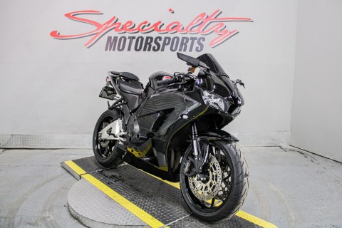 2016 Honda CBR600RR in Sacramento, California - Photo 13