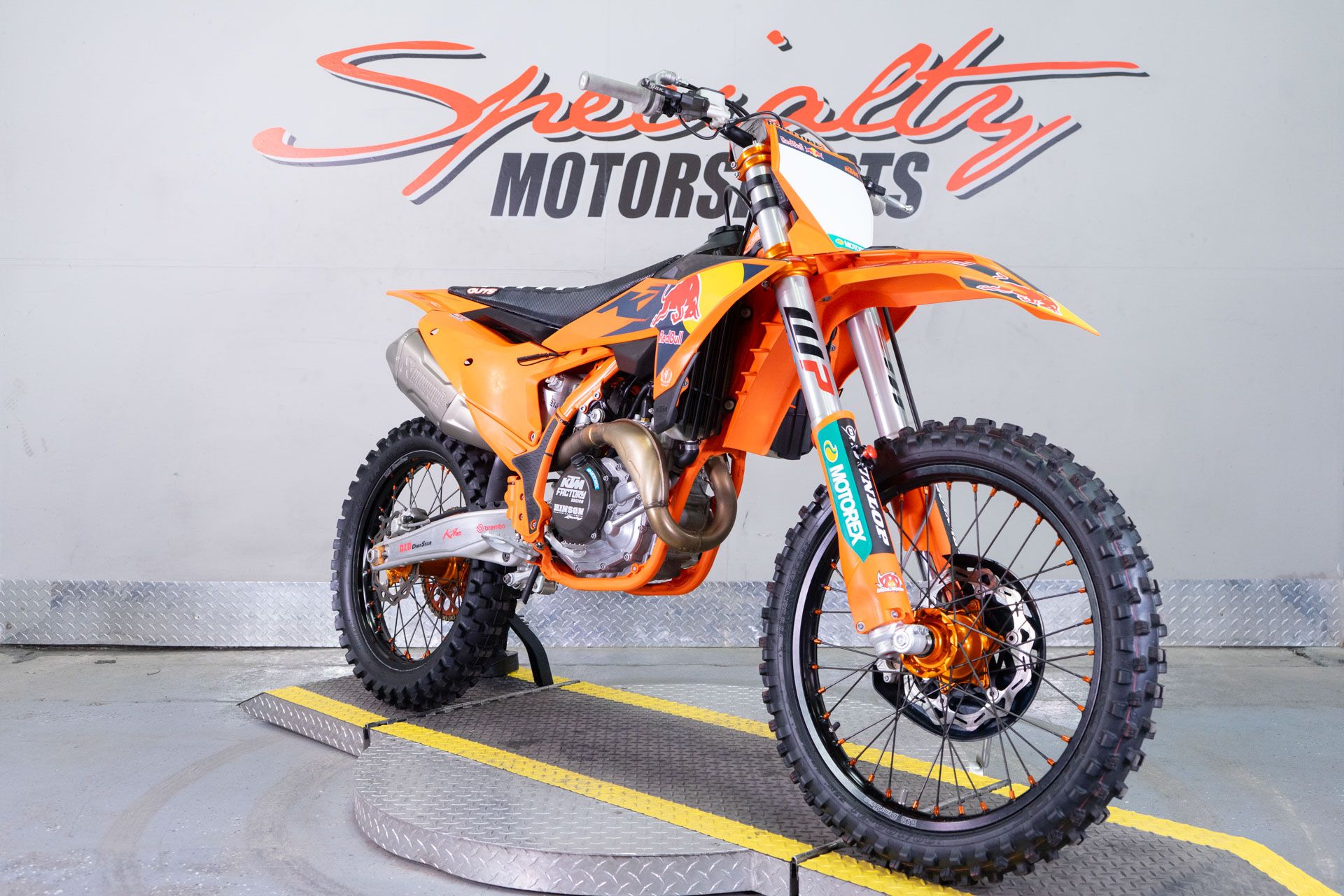 2024 KTM 450 SX-F in Sacramento, California - Photo 2
