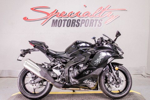 2025 Kawasaki Ninja ZX-4R ABS in Sacramento, California - Photo 1