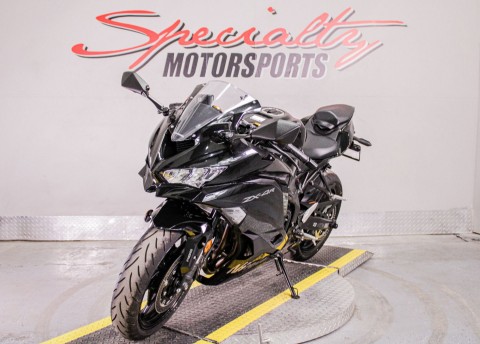 2025 Kawasaki Ninja ZX-4R ABS in Sacramento, California - Photo 10