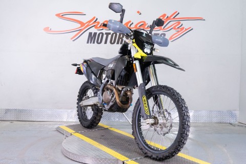 2022 Husqvarna FE 350s in Sacramento, California - Photo 2