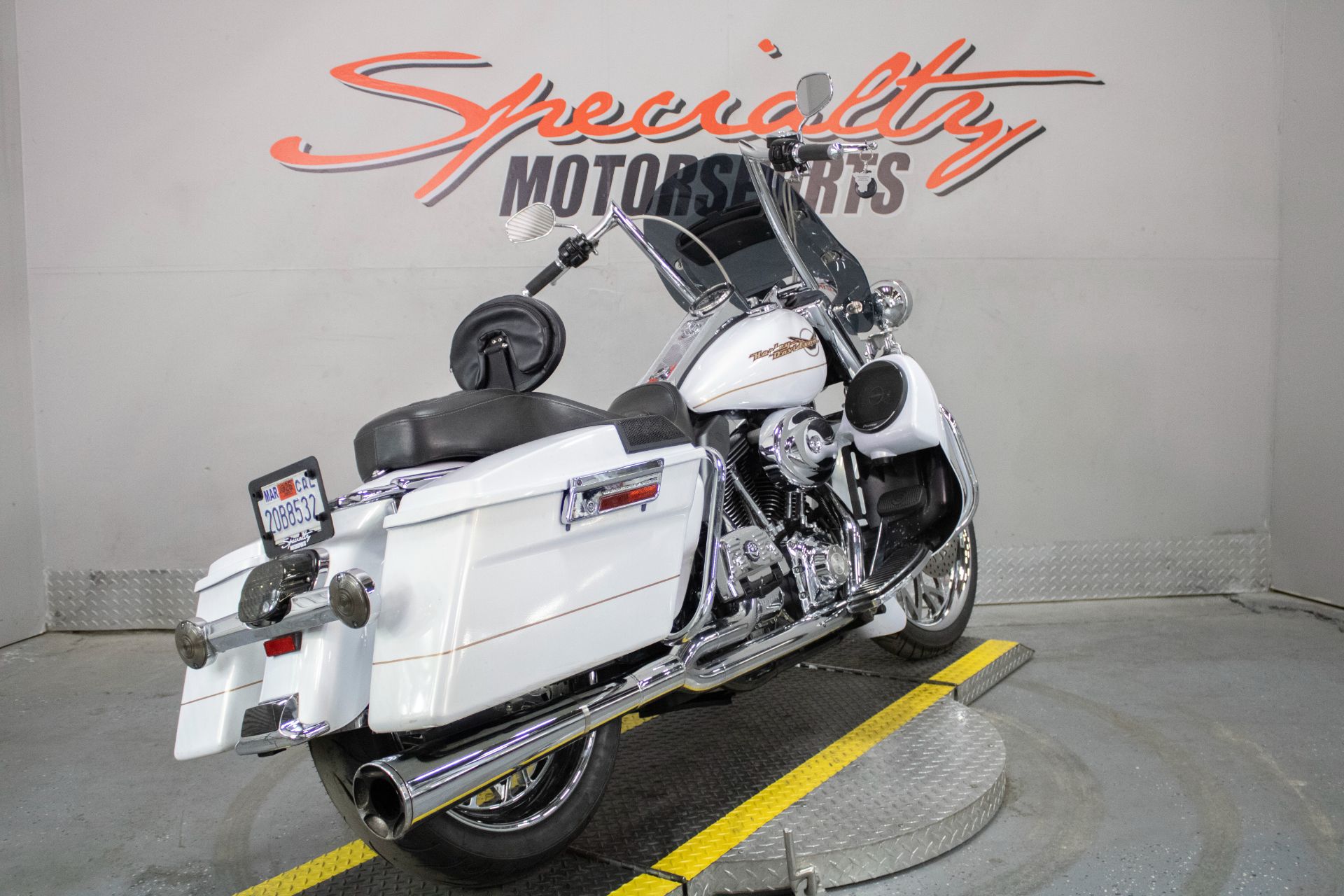 2007 Harley-Davidson FLHR Road King® in Sacramento, California - Photo 5