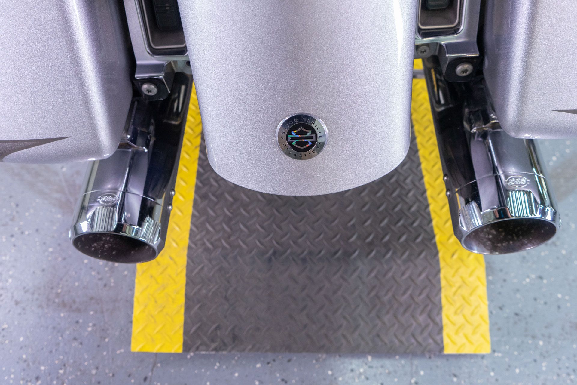 2017 Harley-Davidson CVO™ Limited in Sacramento, California - Photo 15