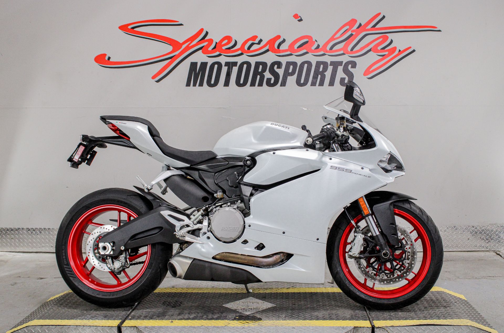 Ducati Panigale 959 Image