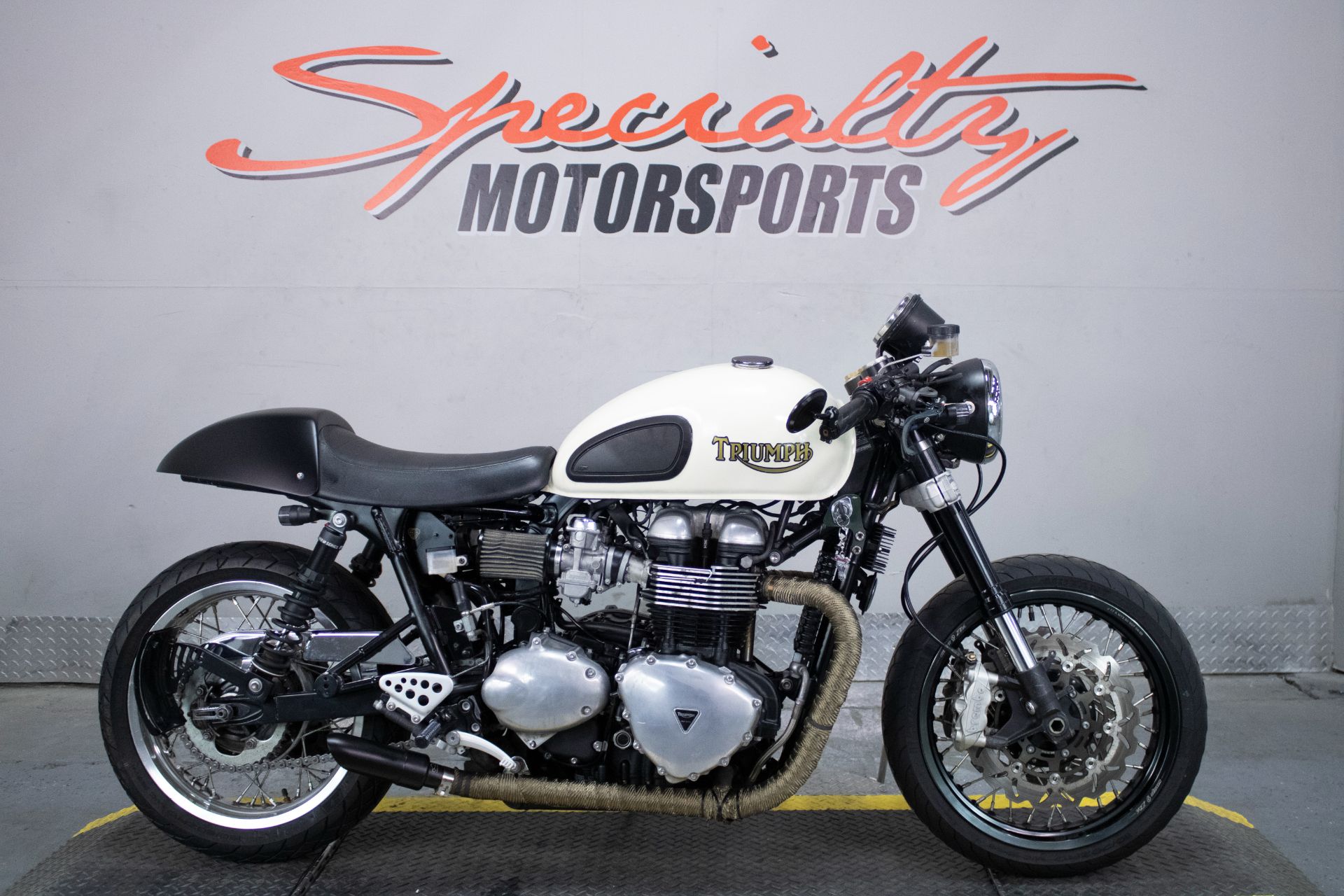 2014 Triumph Thruxton in Sacramento, California - Photo 1