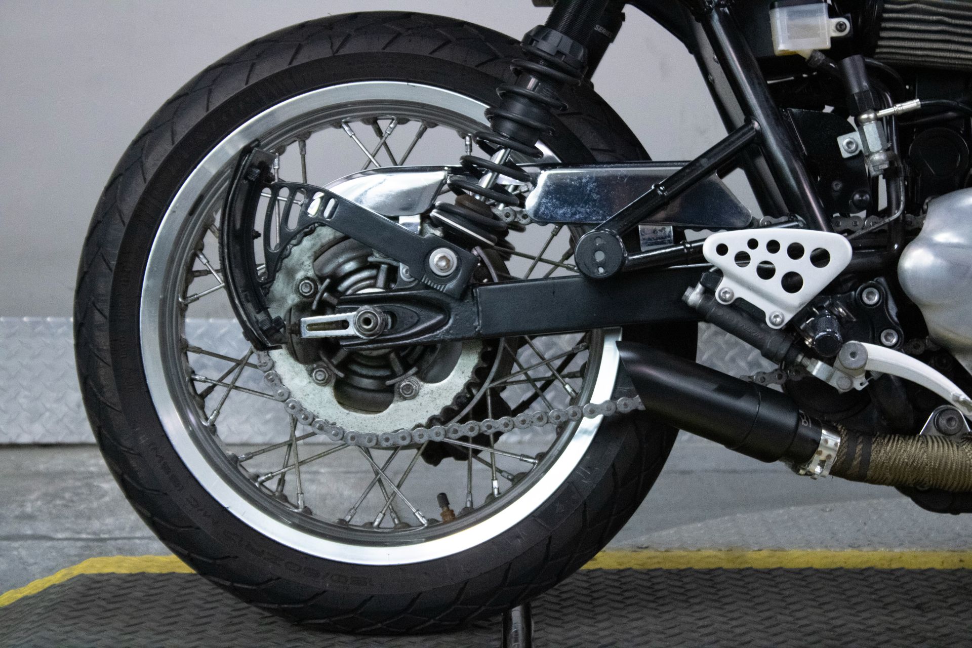 2014 Triumph Thruxton in Sacramento, California - Photo 4