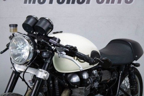 2014 Triumph Thruxton in Sacramento, California - Photo 11