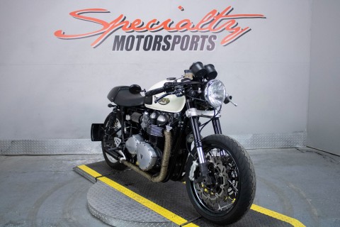 2014 Triumph Thruxton in Sacramento, California - Photo 13
