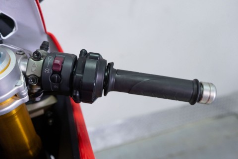 2012 Ducati 1199 Panigale S Tricolore in Sacramento, California - Photo 14