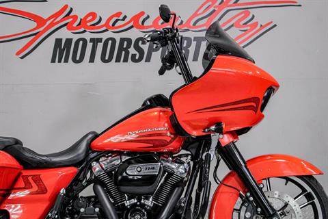 2017 Harley-Davidson Road Glide® Special in Sacramento, California - Photo 2