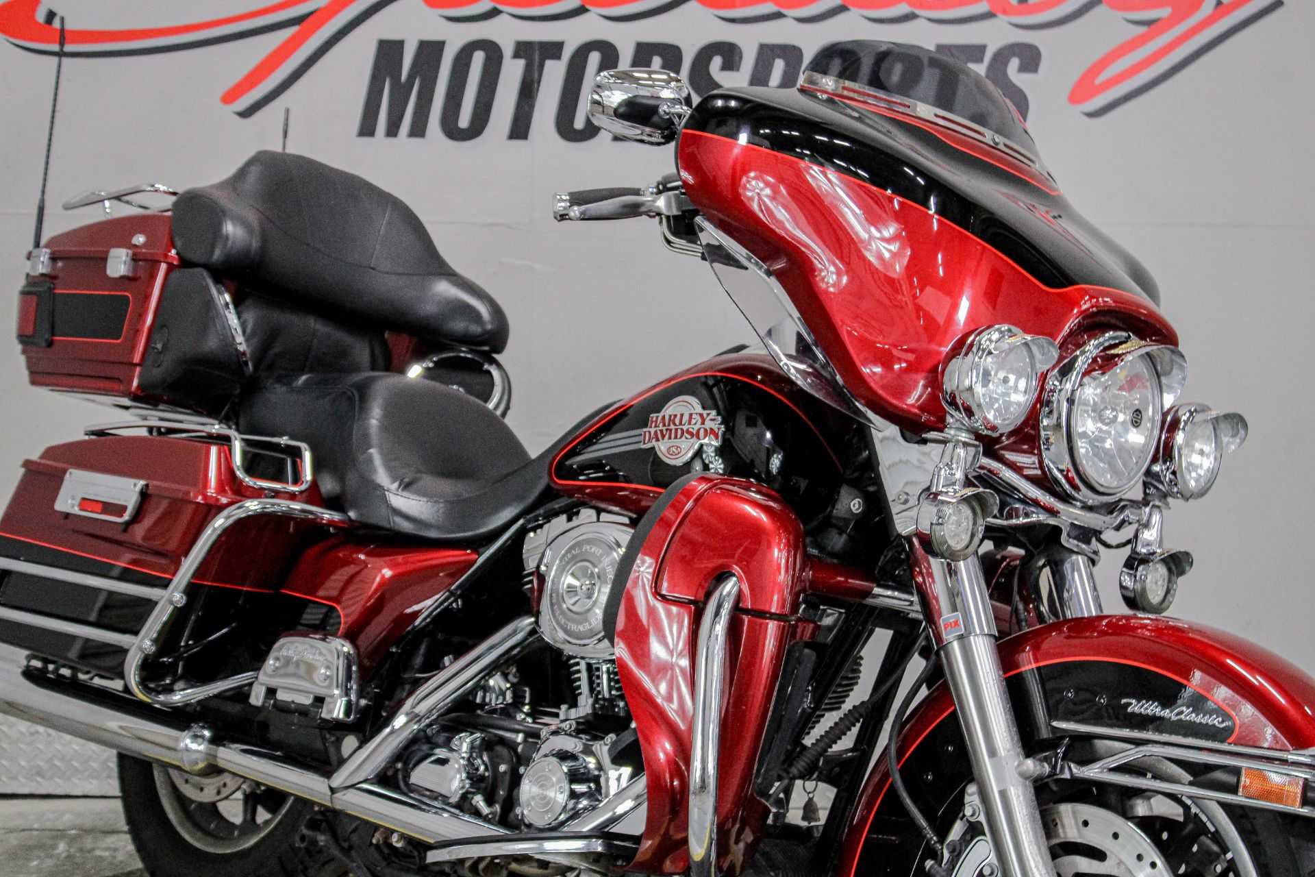 【期間限定特価】 Used 2006 Glide Electra Classic® Ultra Harley-Davidson アンティーク雑貨