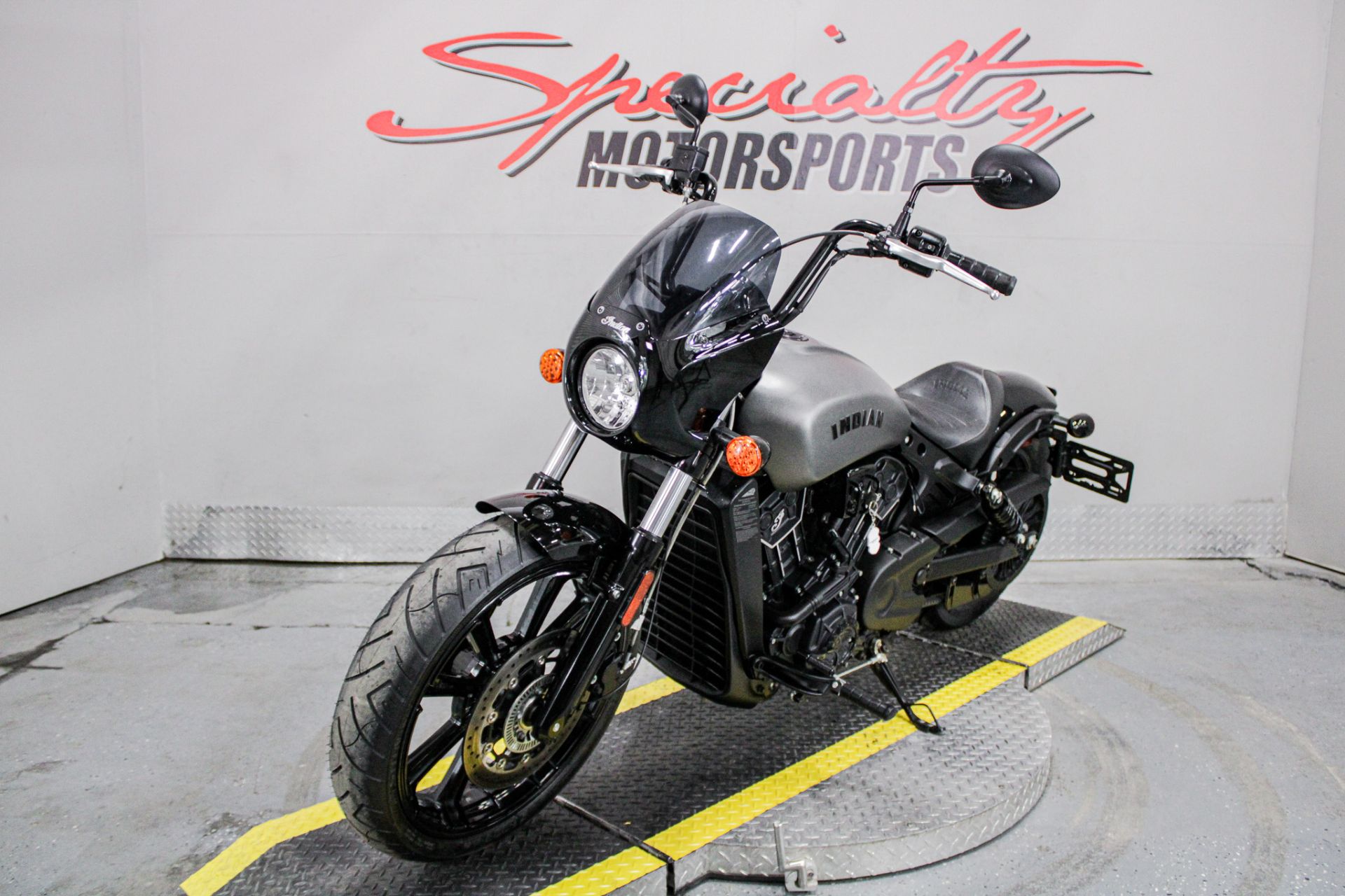 Front Left Side View - Photo 10