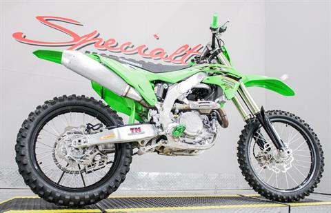 KAW030476 - 2022 - Kawasaki - KX 450 Lower Right Side Angle - Photo 15