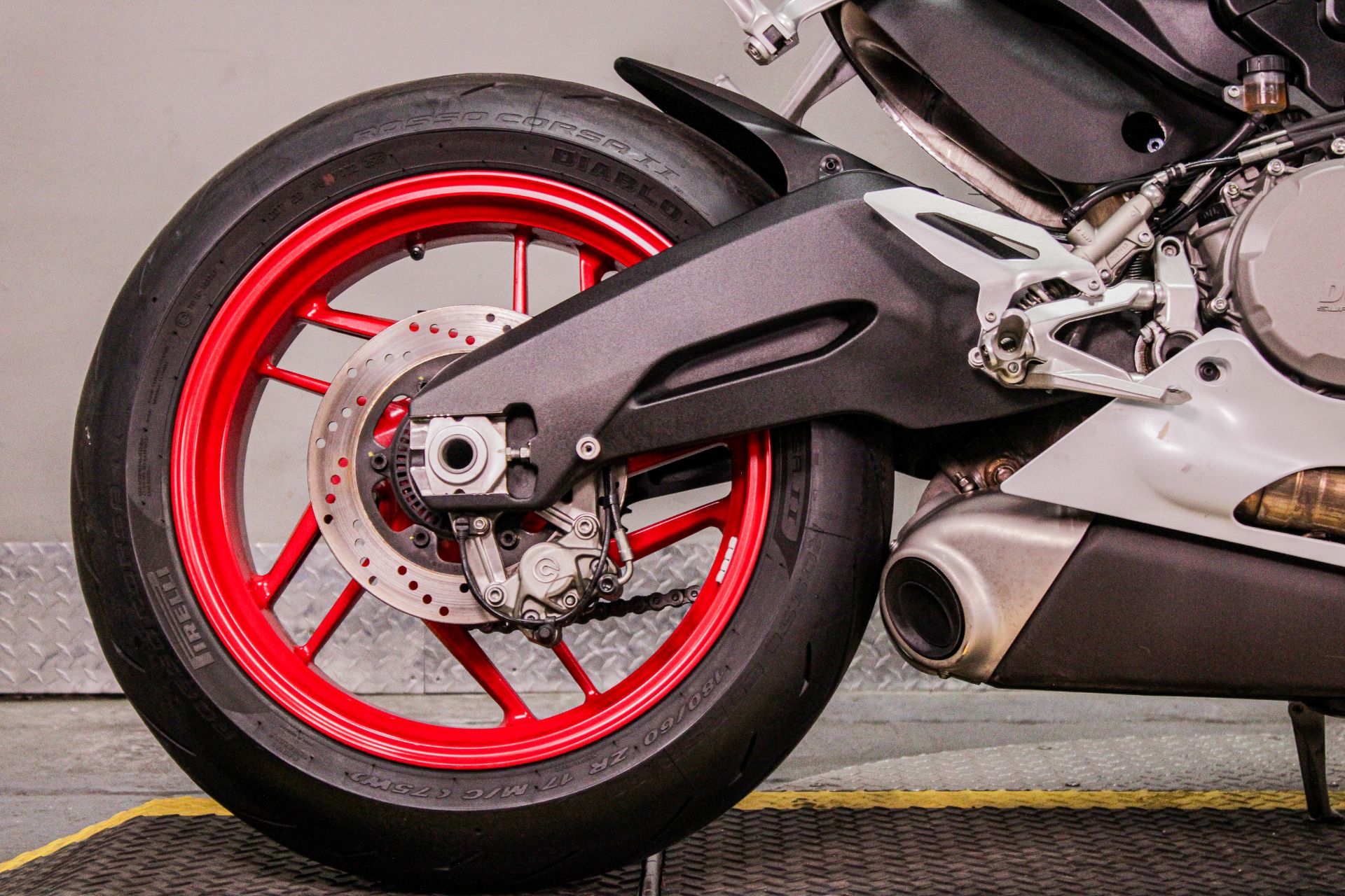 2017 Ducati Superbike 959 Panigale (US version) in Sacramento, California - Photo 4