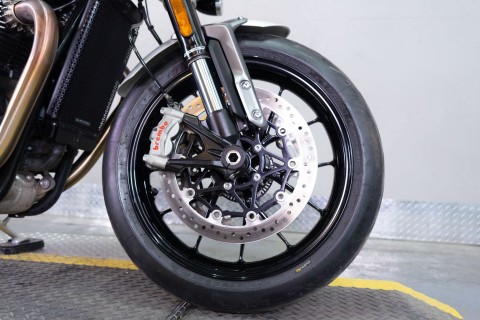 2024 Triumph Speed Twin 1200 in Sacramento, California - Photo 7