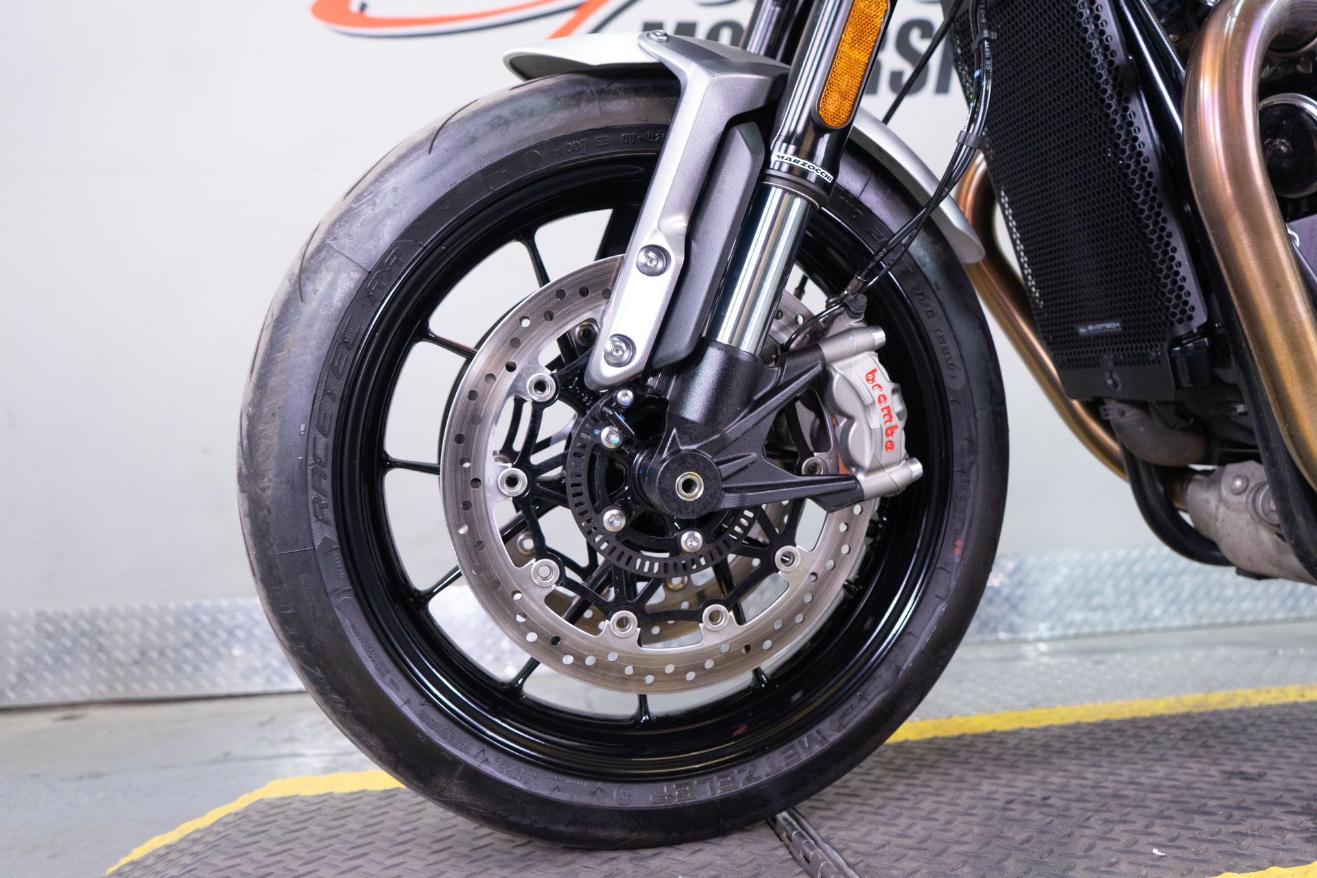 2024 Triumph Speed Twin 1200 in Sacramento, California - Photo 11