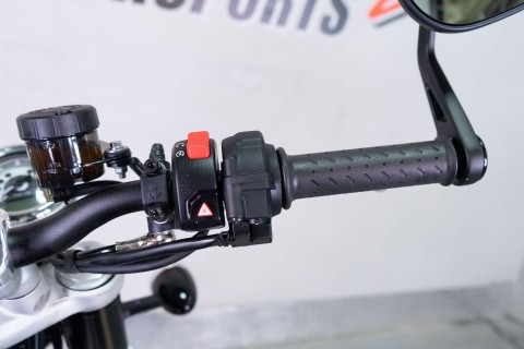 2024 Triumph Speed Twin 1200 in Sacramento, California - Photo 14