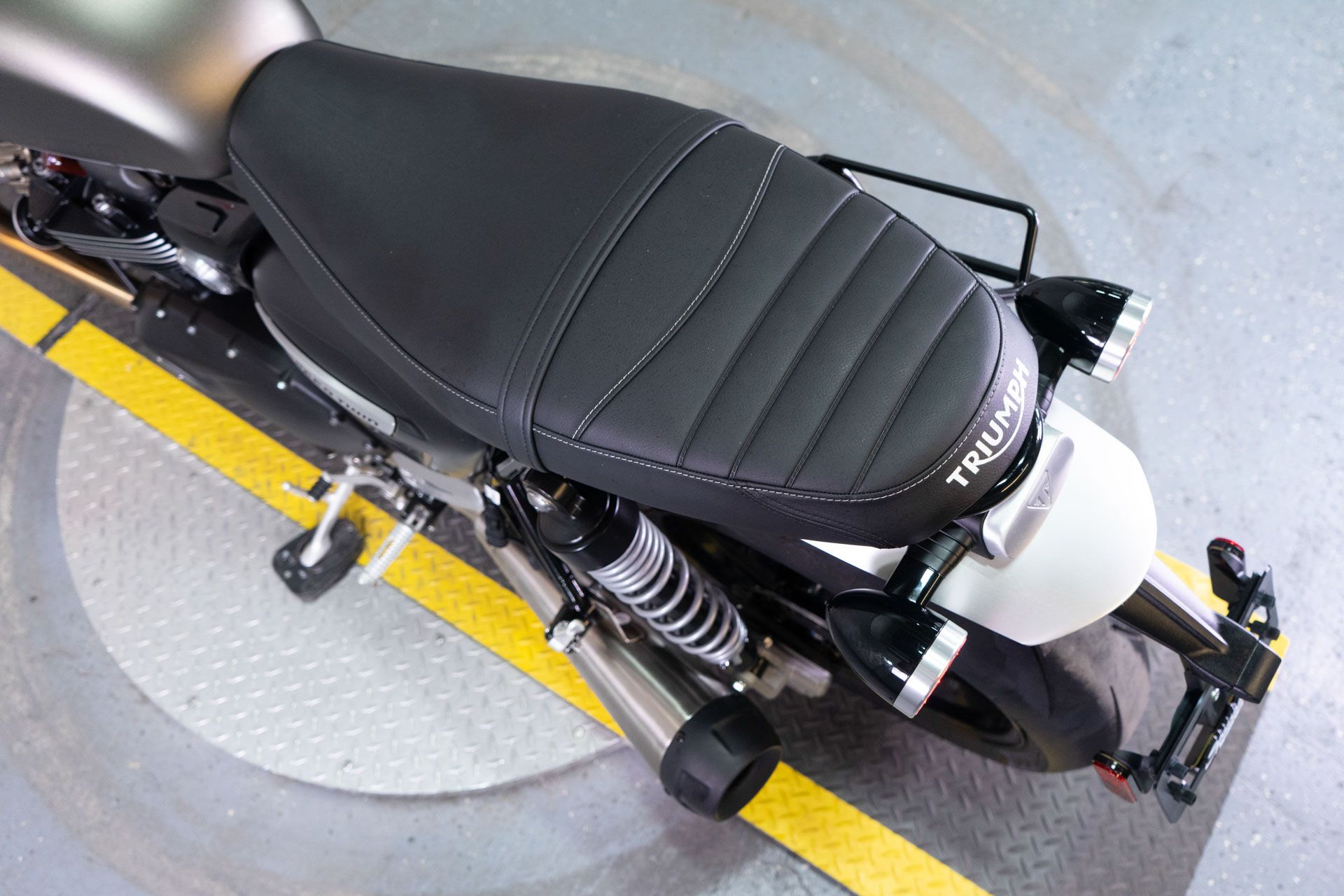 2024 Triumph Speed Twin 1200 in Sacramento, California - Photo 18