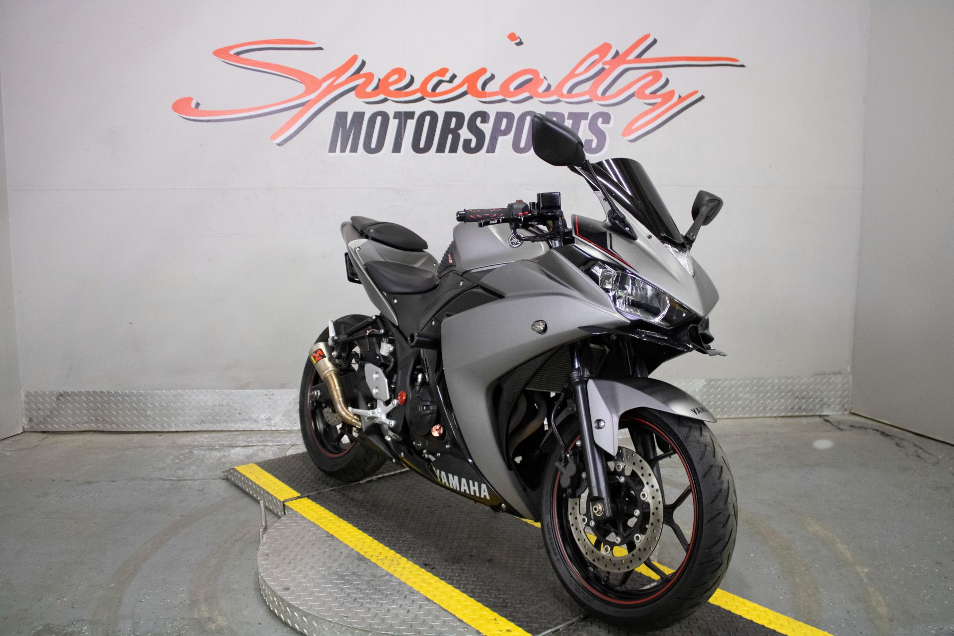 2016 Yamaha YZF-R3 in Sacramento, California - Photo 13