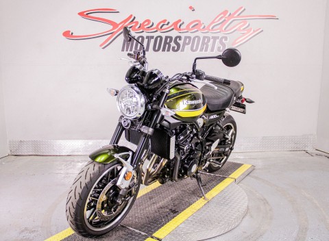 KAW042678 - 2020 - Kawasaki - Z900RS ABS Front Left Side View - Photo 10