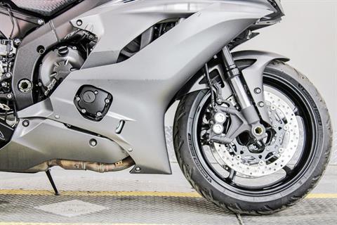 2019 Yamaha YZF-R6 in Sacramento, California - Photo 3
