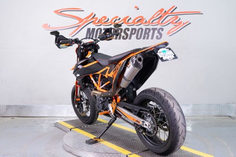 2023 KTM 690 SMC R in Sacramento, California - Photo 5