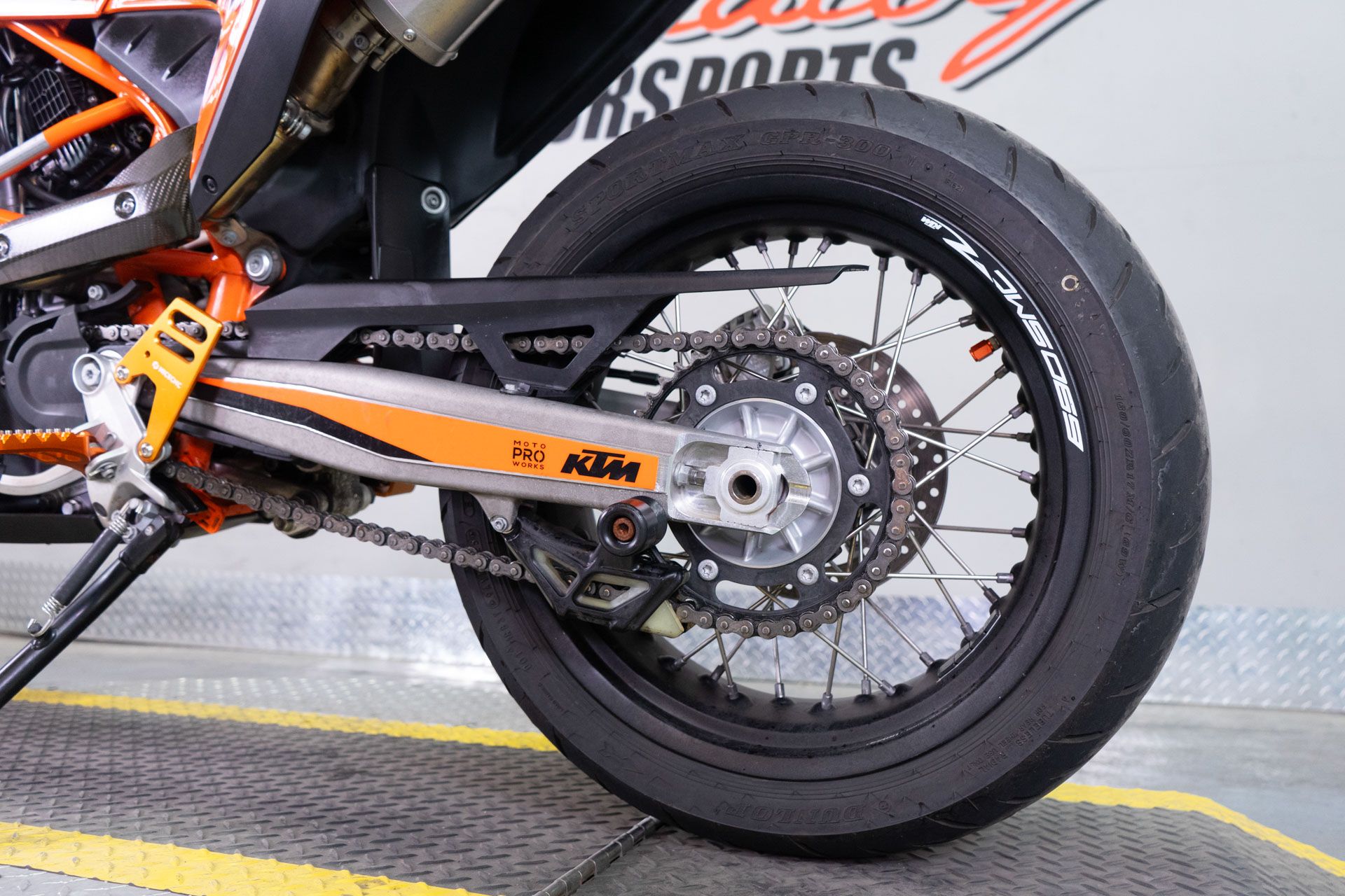 2023 KTM 690 SMC R in Sacramento, California - Photo 10